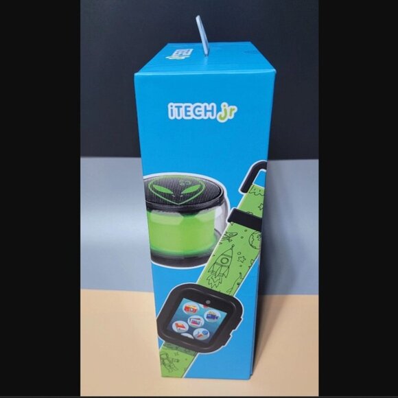 New Boys Silicone Strap Smartwatch Watch STEM TOY and Bluetooth Speaker Bundle - Picture 5 of 9